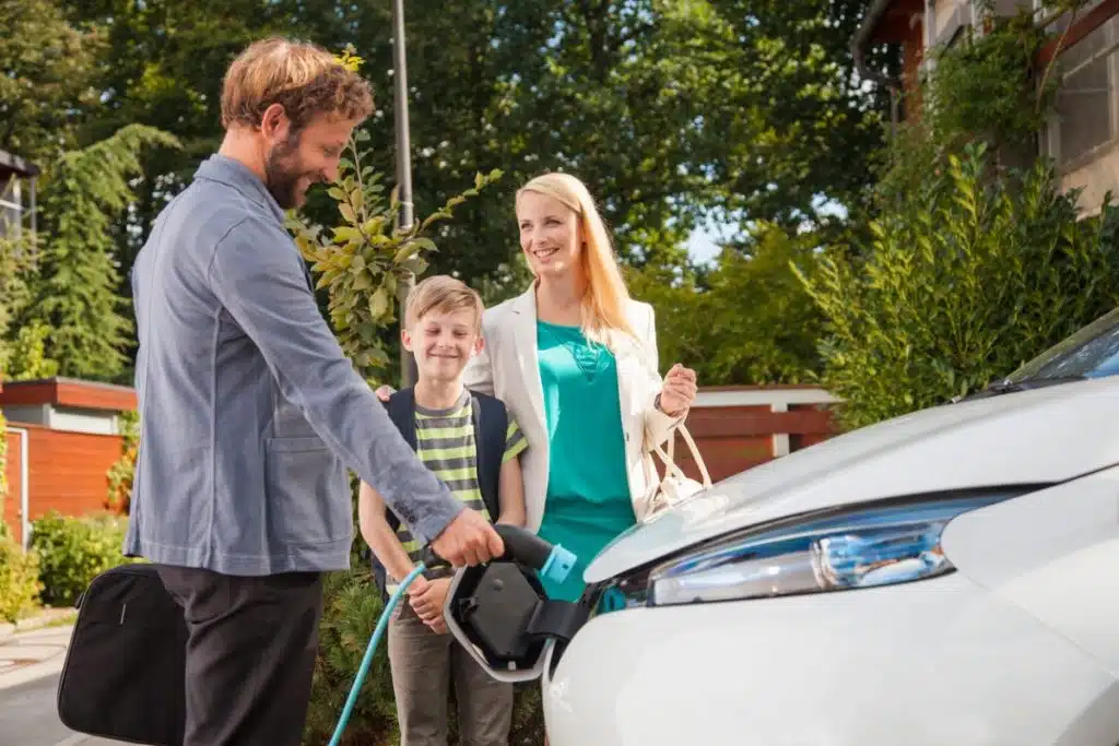 Les avantages d'une assurance spécifique pour voiture électrique